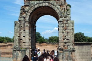 B_ARCO-ROMANO-DE-CAPARRB_05