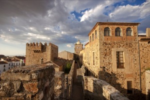 B_MURALLA_CACERES_01